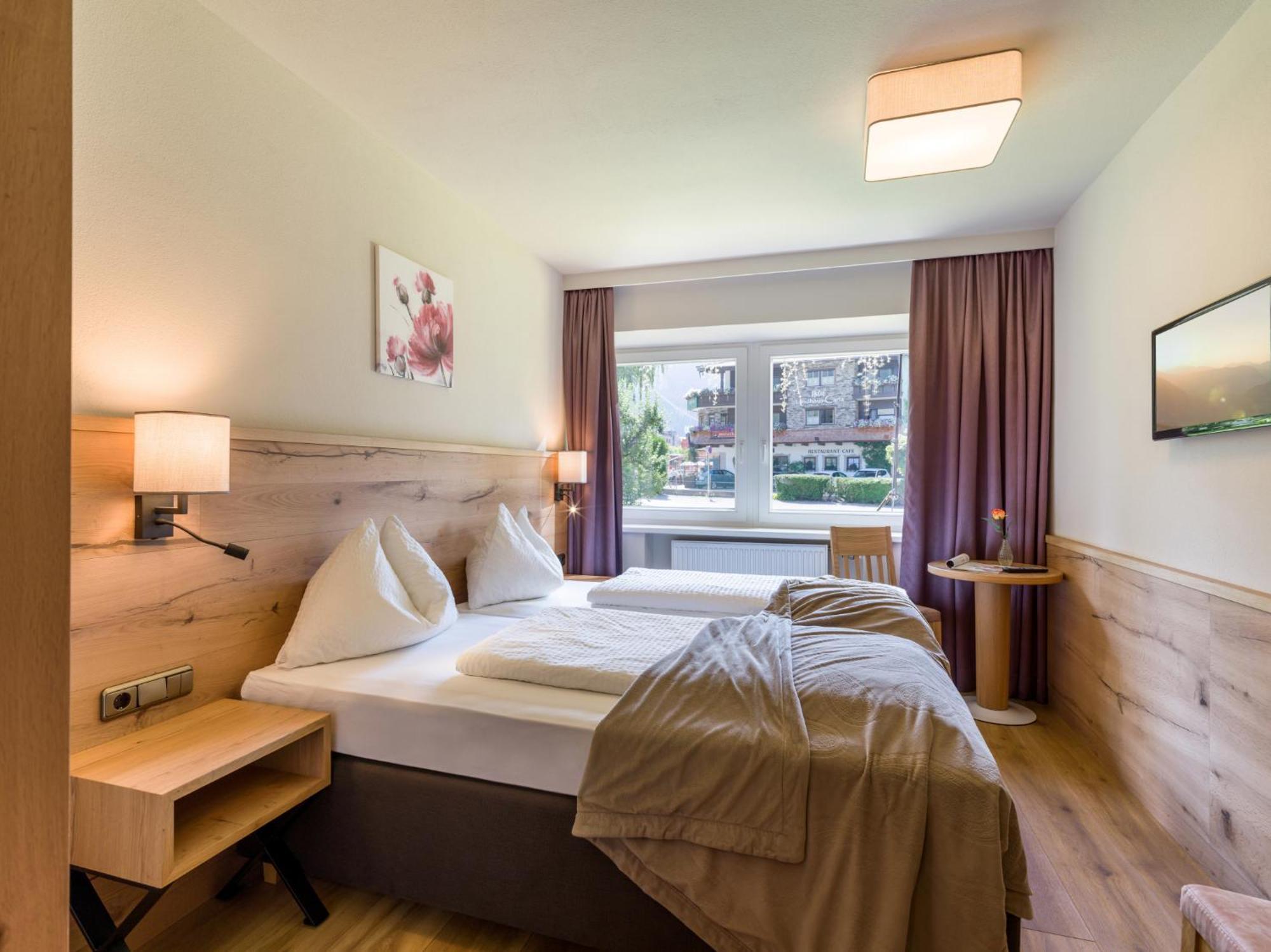 Rosenhof Aparthotel Mayrhofen