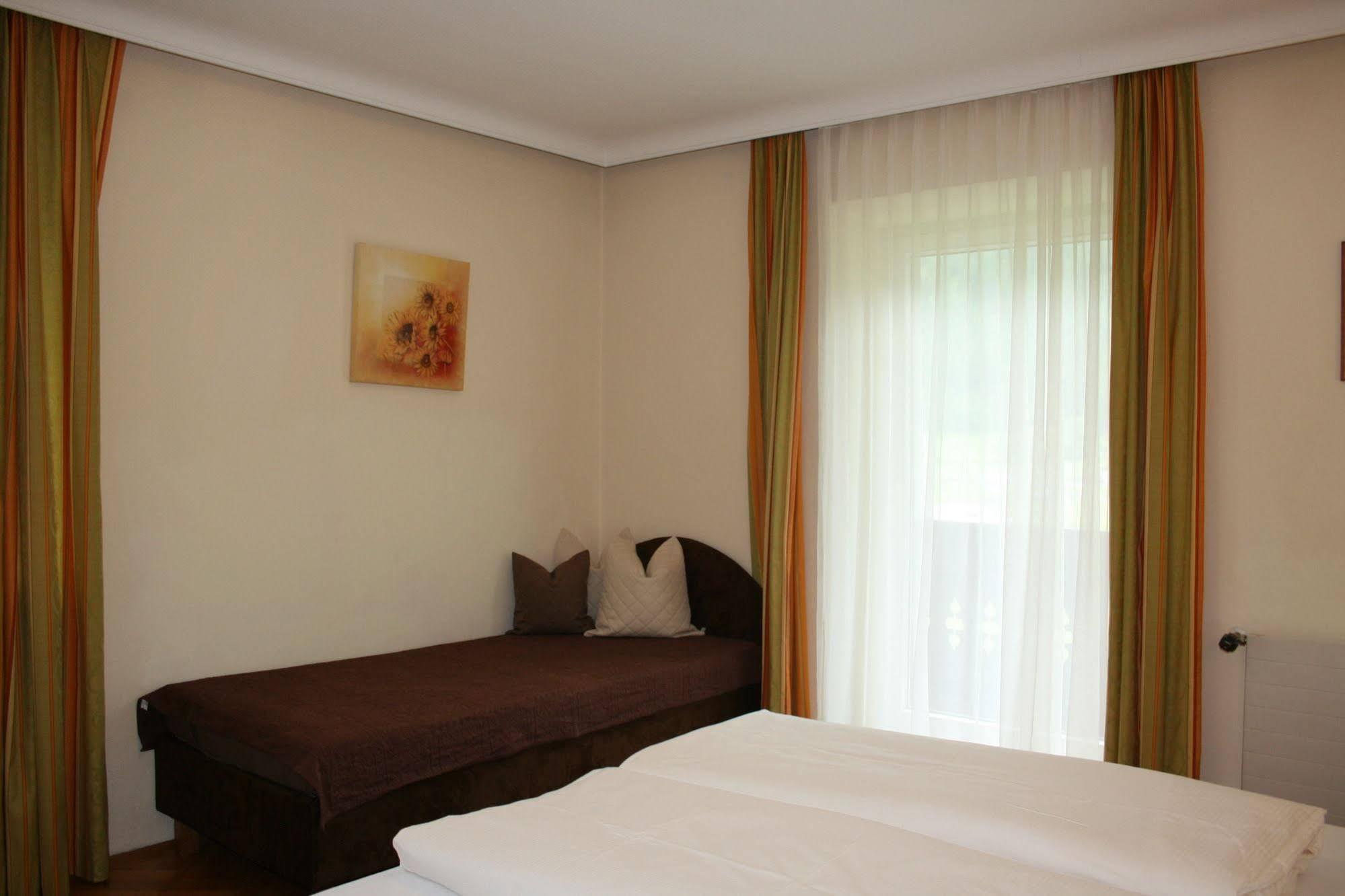 Rosenhof Aparthotel Mayrhofen