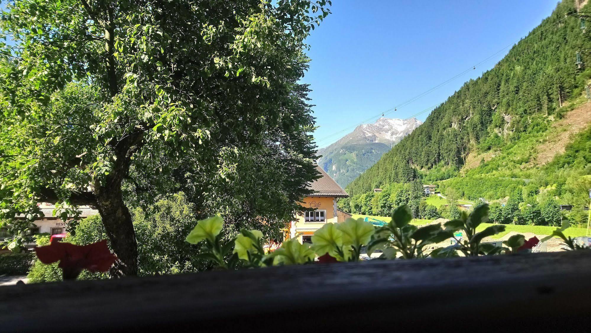 Aparthotel Rosenhof 3*